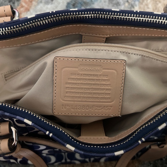 Coach Bag - Picture 3 of 3